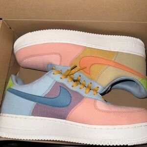 Nike Air Force 1